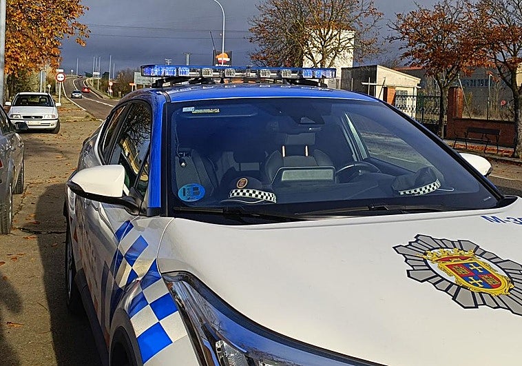 Detenido tras golpear con el móvil en la cabeza a su pareja en un ataque de celos